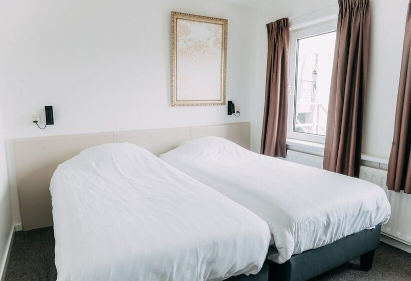 غرفة قياسية فردية حمام مشترك, Cafe Restaurant Abina