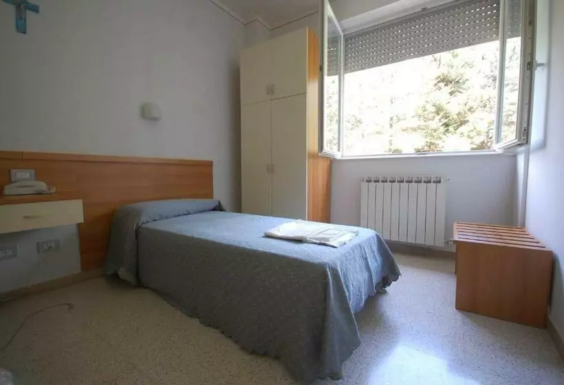 スタンダードシングルルーム, Casa Religiosa Di Ospitalità Nazareno