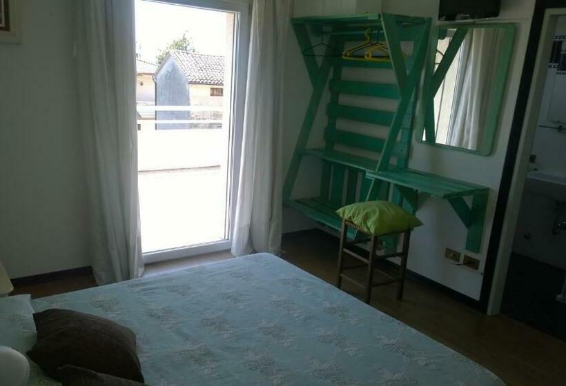 חדר סטנדרט, Cubamia