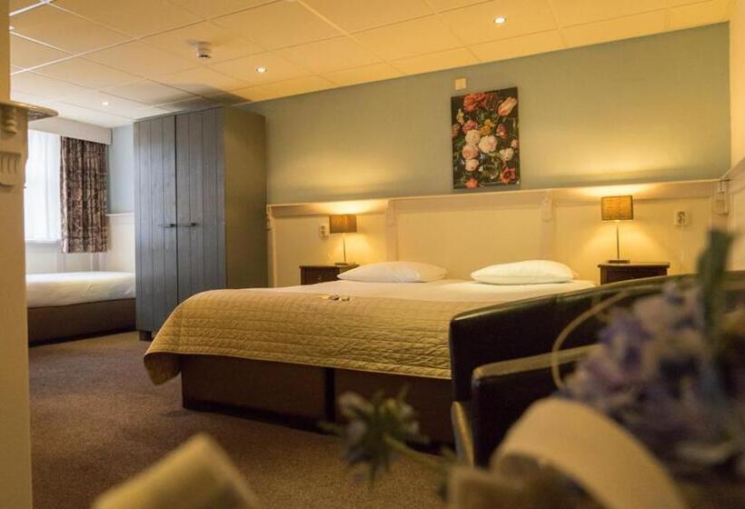 标准三人间, De Gulden Leeuw