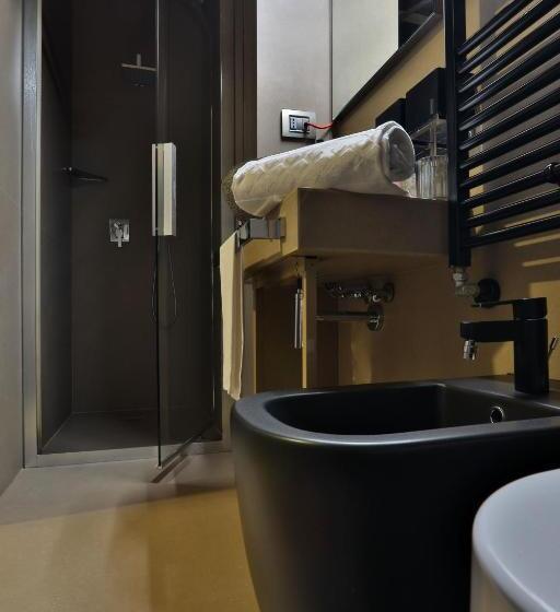 اتاق استاندارد یک نفره, Forvm Boutique