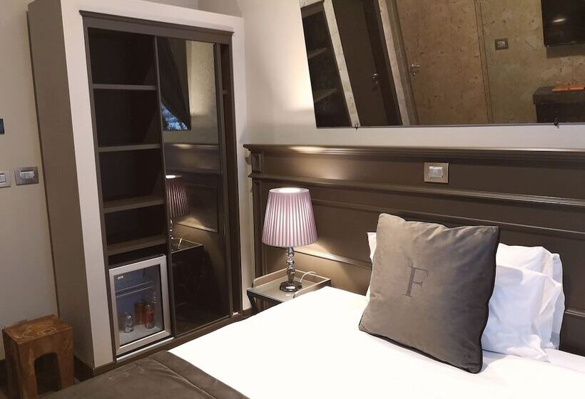 اتاق استاندارد یک نفره, Forvm Boutique