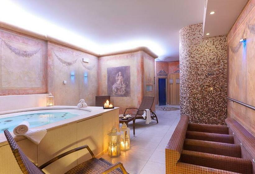 اتاق اکونومی, Gallery Room