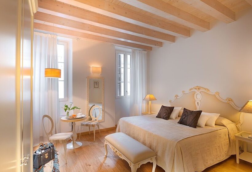 اتاق سوپریور, Gallery Room