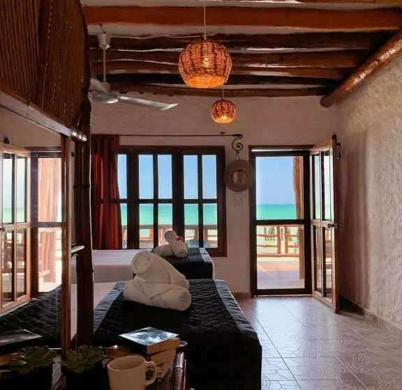 スタンダード４人部屋, Golden Paradise Beach