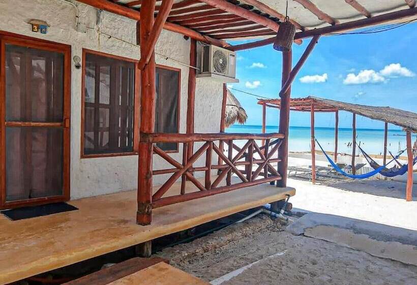 Tengerre Néző Standard Oldalsó Szoba, Golden Paradise Beach