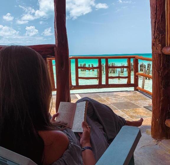 Négyágyas Standard Szoba, Golden Paradise Beach