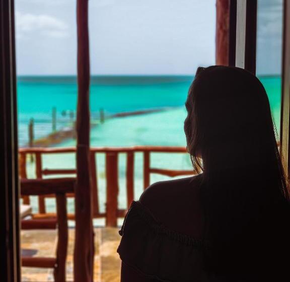 Négyágyas Standard Szoba, Golden Paradise Beach