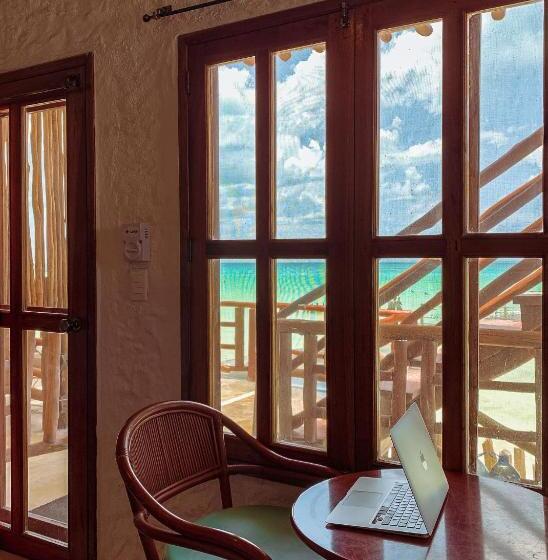 Tengerre Néző Standard Szoba, Golden Paradise Beach