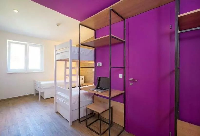 Habitació Triple Estàndard amb Lliteres, Hostel Link