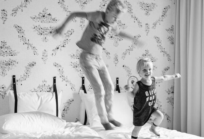 اتاق استاندارد, Kaboom Hotel Maastricht