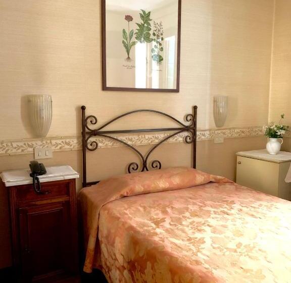 اتاق استاندارد یک نفره, La Calcina