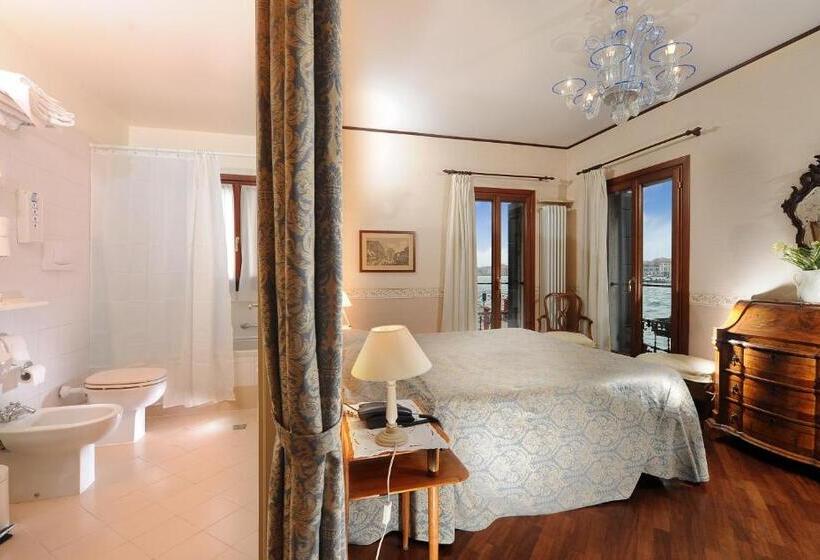 اتاق استاندارد با چشم‌انداز, La Calcina