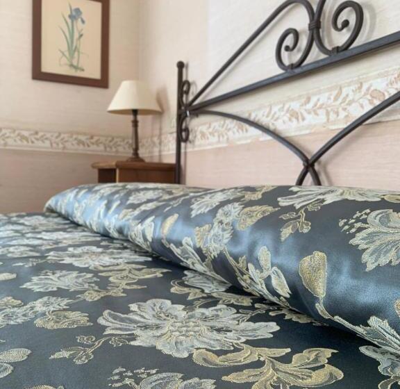 اتاق استاندارد با چشم‌انداز, La Calcina