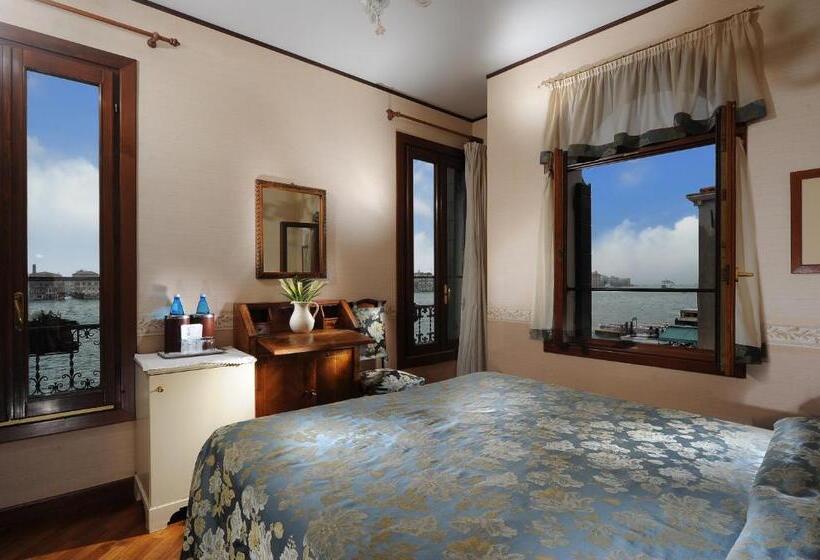 اتاق استاندارد با چشم‌انداز, La Calcina