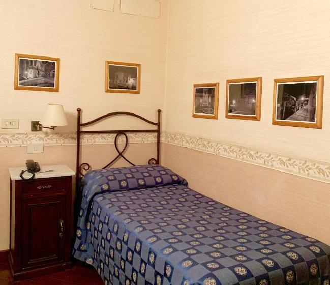 اتاق استاندارد یک نفره, La Calcina