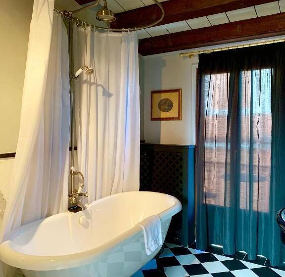 اتاق استاندارد با چشم‌انداز, La Calcina