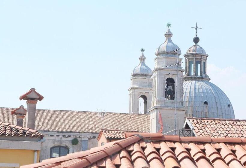 اتاق استاندارد با چشم‌انداز, La Calcina