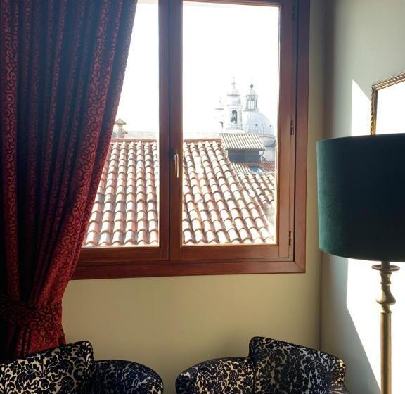 اتاق استاندارد با چشم‌انداز, La Calcina