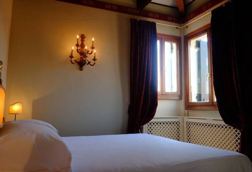 اتاق سوپریور با چشم‌انداز, La Calcina