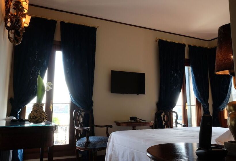 اتاق سوپریور با چشم‌انداز, La Calcina