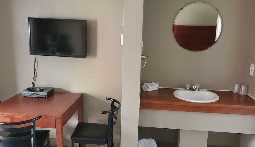 חדר סטנדרט שתי מיטות זוגיות, Motel Falcon