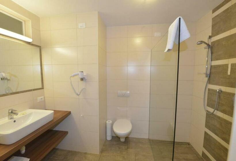 스탠다드 룸, Molaris Lodge