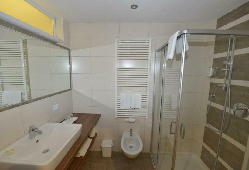 스탠다드 룸, Molaris Lodge