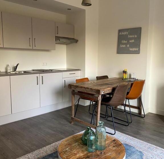 带1个卧室的公寓, Oranjestaete