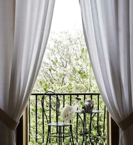 اتاق لوکس با بالکن, Palazzo Malaspina B&b