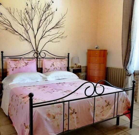 اتاق استاندارد, Podere Montecorno