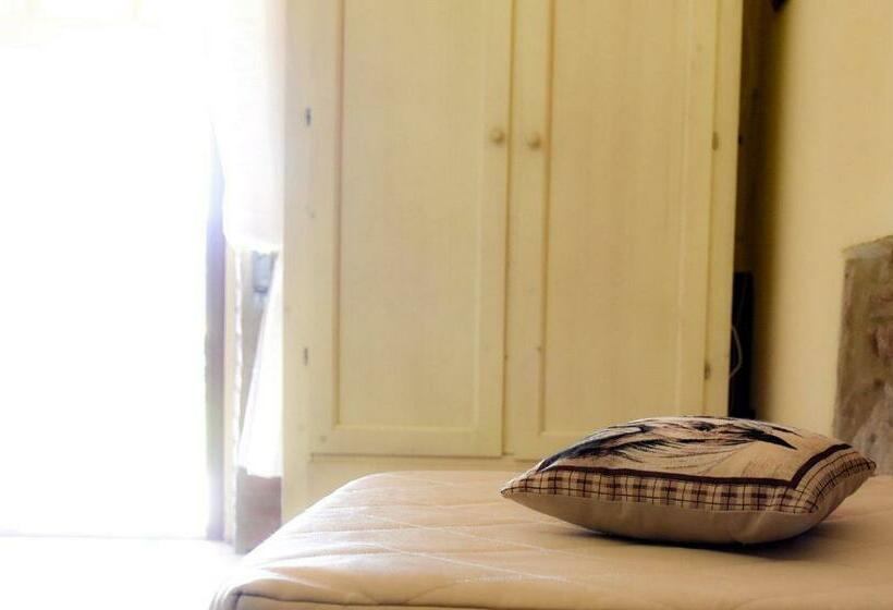 اتاق استاندارد, Podere Montecorno