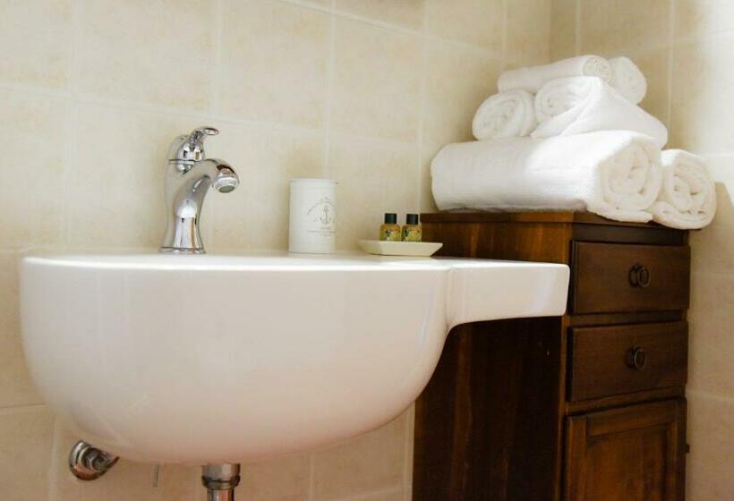 اتاق استاندارد, Podere Montecorno