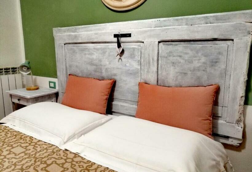 اتاق استاندارد, Podere Montecorno