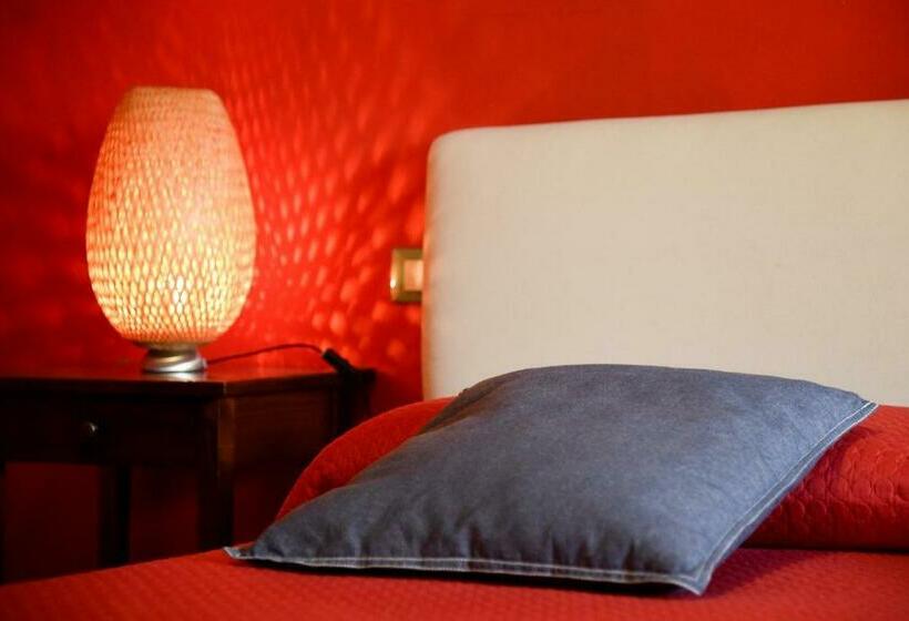 اتاق سوپریور, Podere Montecorno