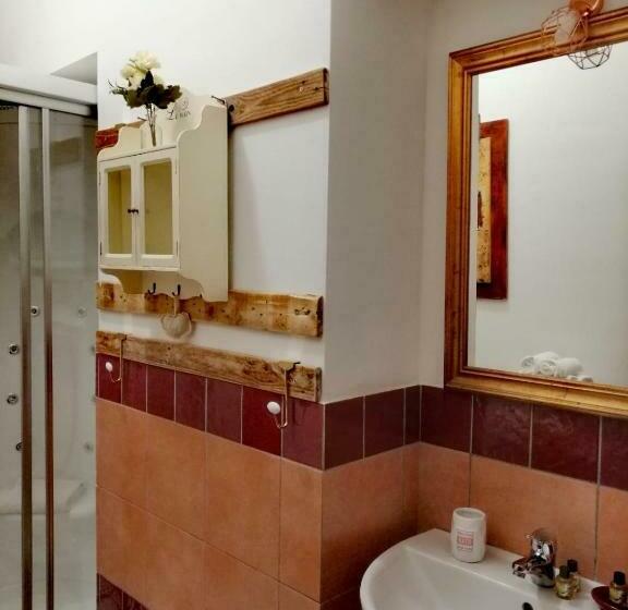 اتاق سوپریور, Podere Montecorno