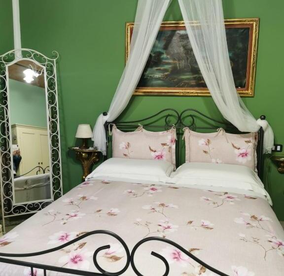 اتاق سوپریور, Podere Montecorno