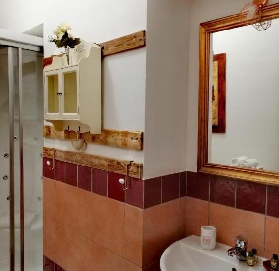 اتاق استاندارد, Podere Montecorno