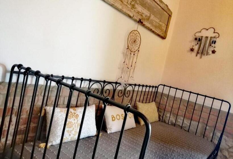 اتاق استاندارد, Podere Montecorno