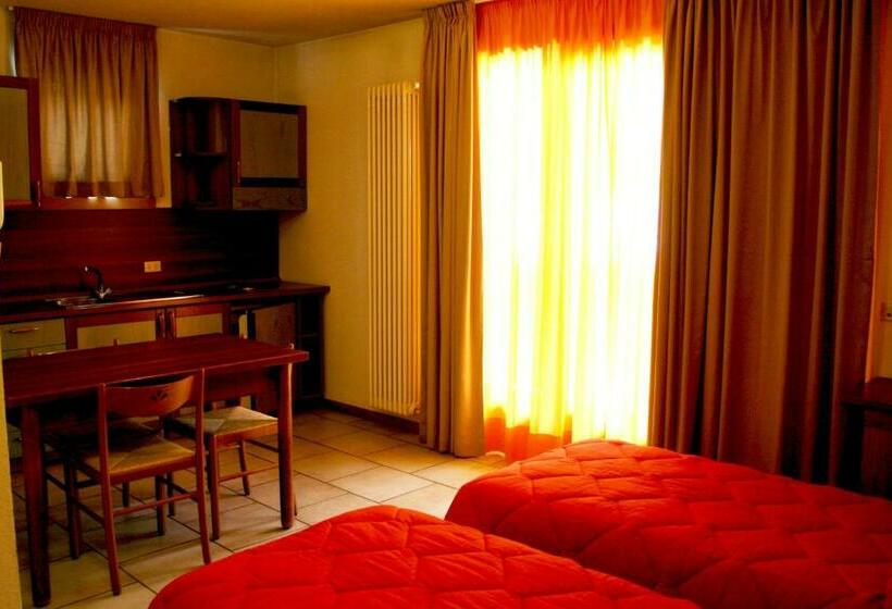 استودیوی استاندارد, Residence Elga