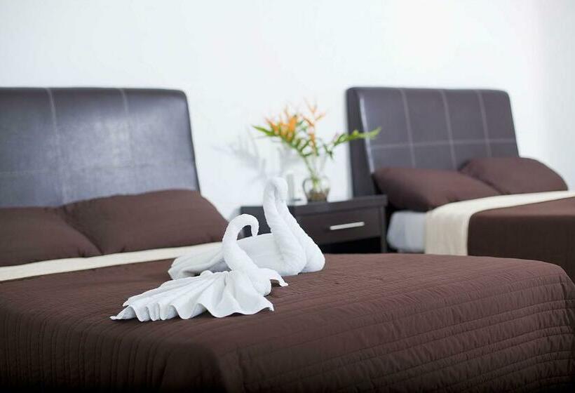 スタンダード4人部屋, Splash Inn Nuevo Vallarta & Parque Acuatico