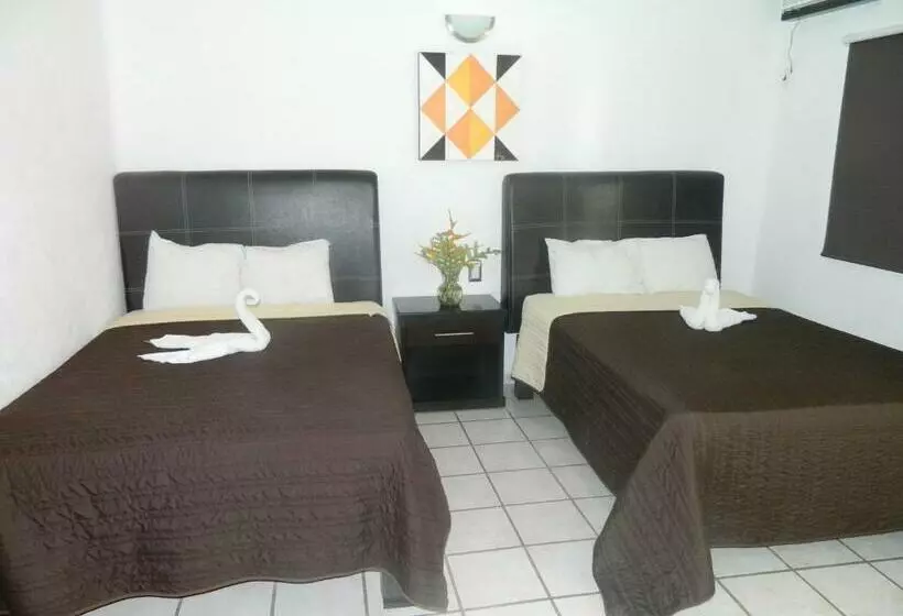 スタンダード４人部屋, Splash Inn Nuevo Vallarta & Parque Acuatico