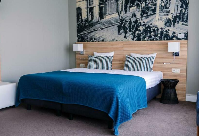 غرفة قياسية ثلاثية, Stadshotel De Klok