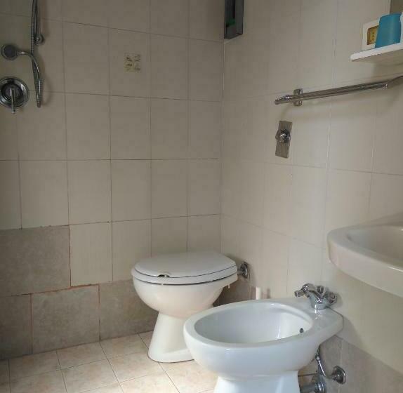 スタンダードトリプルルーム, Suisse