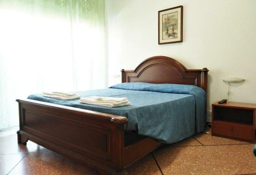 スタンダードトリプルルーム, Suisse