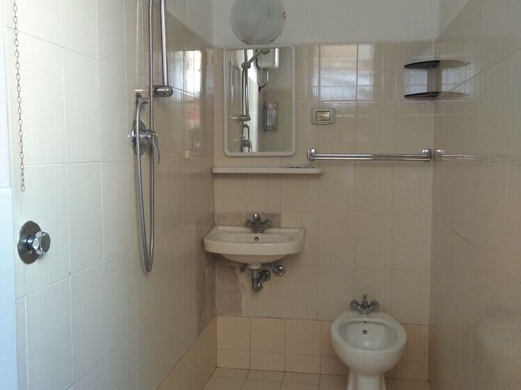 スタンダードルーム, Suisse