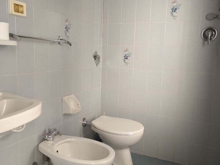 スタンダードルーム, Suisse