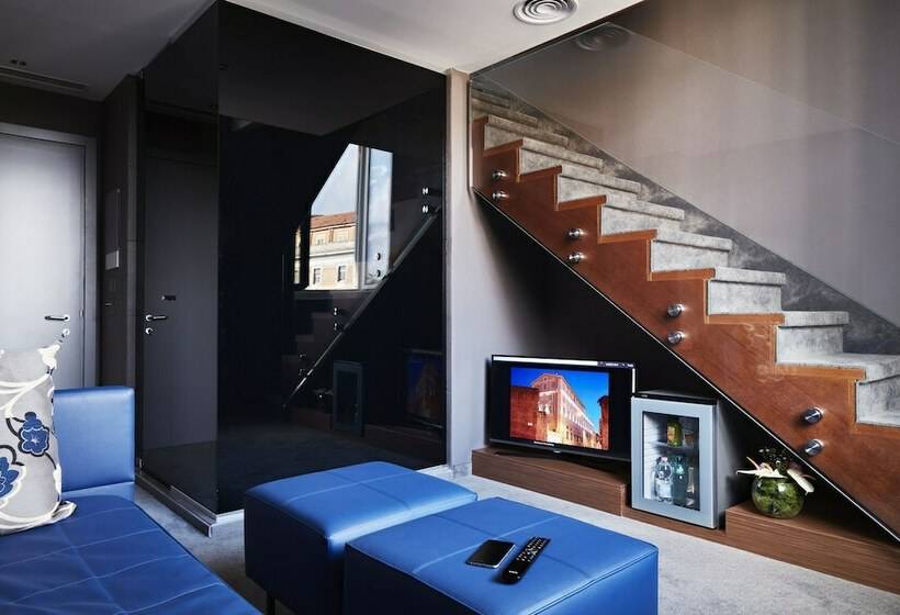 Junior Suite con Idromassaggio, The Building
