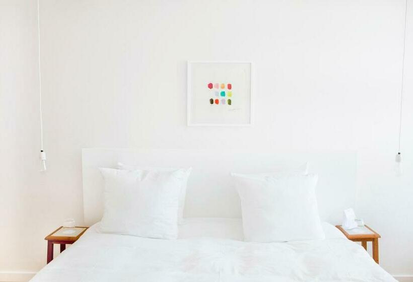 デラックスルーム, Vesper