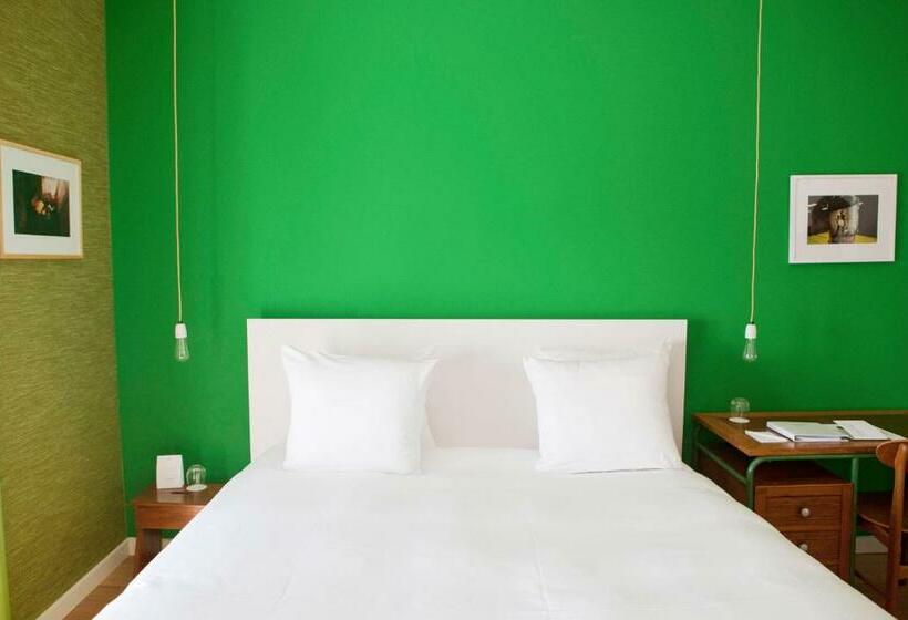 ジュニアスイート, Vesper